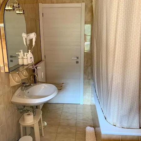 The Lady Of The - Penthouse With Large Terrace And View Apartament Cadenabbia