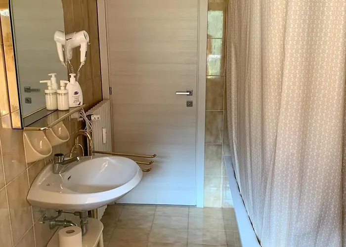 The Lady Of The - Penthouse With Large Terrace And View דירה Cadenabbia